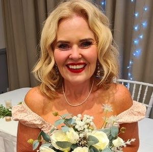 Meet your Posher, Becky